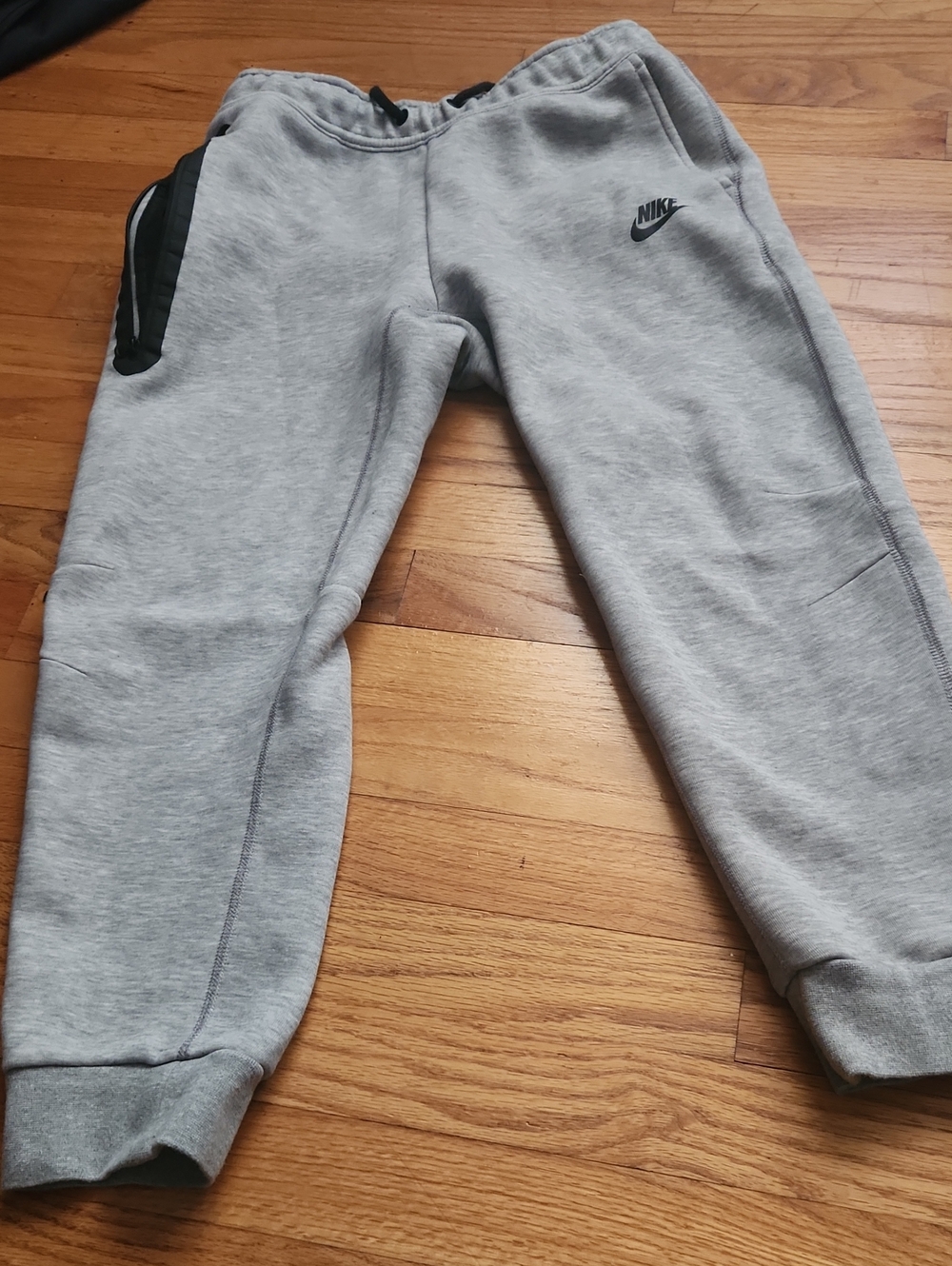 EUC Nike Tech Big Boys Large Pants Light Gray
